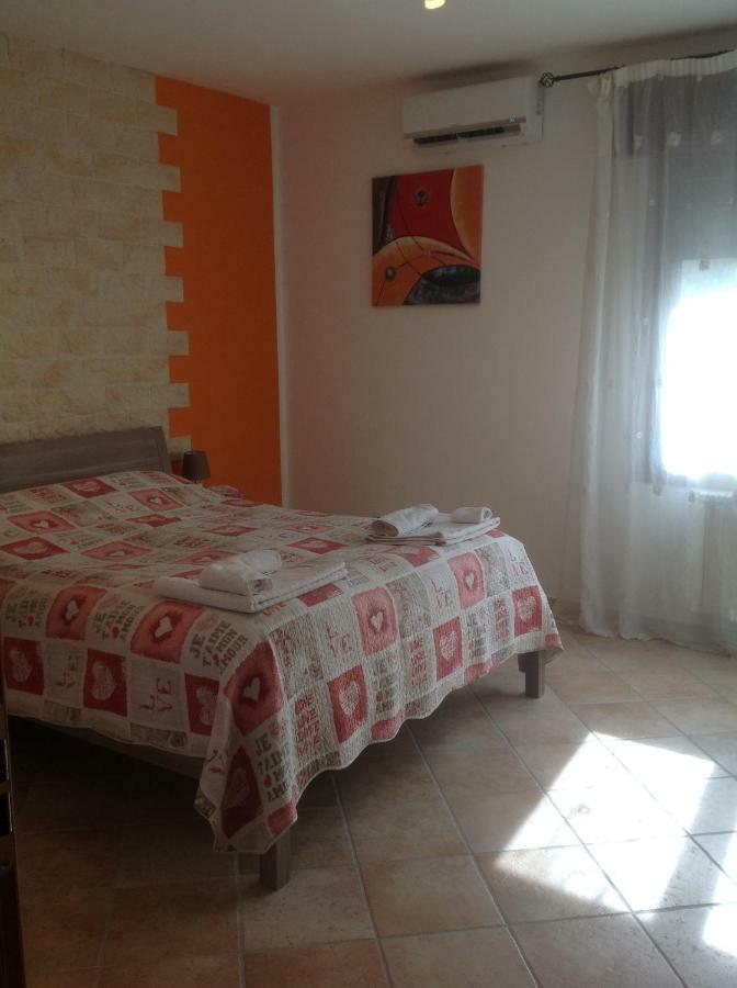 Bed and Breakfast Tagliamento 28 Местре Экстерьер фото